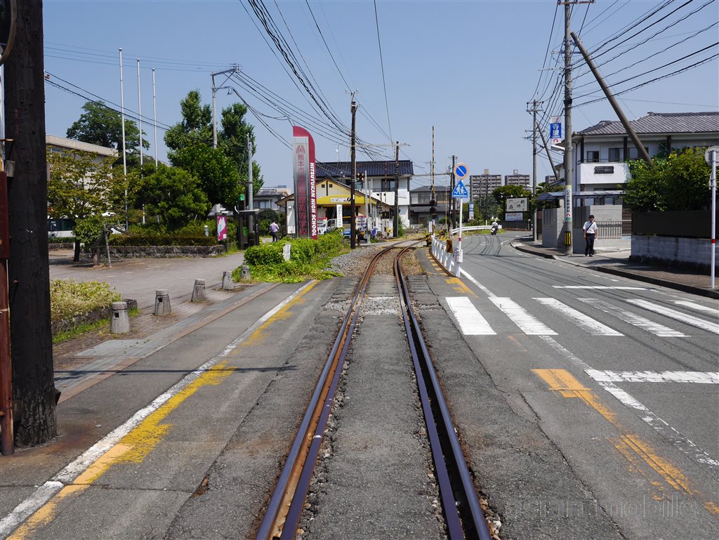 熊本電気鉄道藤崎線の併用軌道区間 動画あり アジア旅行とモバイルとネコの情報サイト